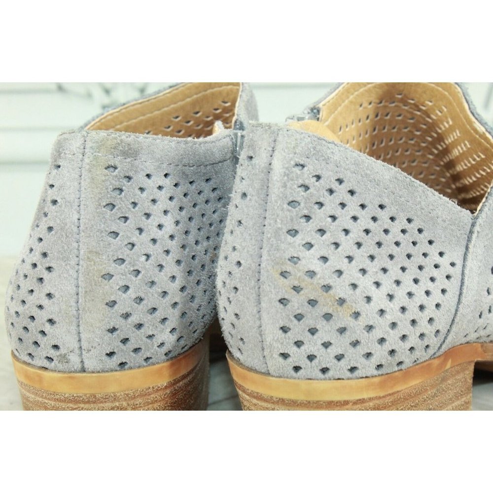 Lucky Brand Perforated Leather Gray Stacked Heel Ankle Booties 6.5 M - Picture 10 of 10